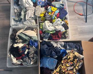 kk Large Lot Childrens Clothing 4 Tubs  Sizes 18M to 4T 5T, Mixed Styles  Seasons
