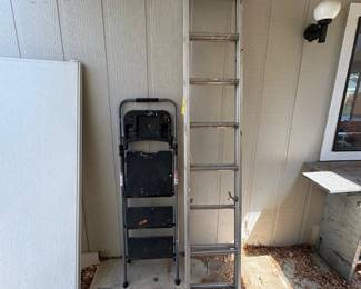 g Set of Two Ladders  Metal Step Stool and Extendable Ladder