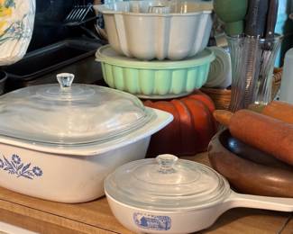 Corning ware, vintage kitchen items