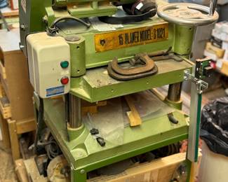 Grizzly G1021 15-inch industrial Planer