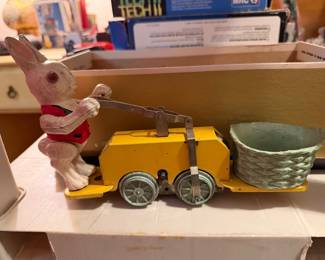 Lionel Prewar O gauge #1103 "Peter Rabbit Chick-Mobile" handcar toy from approximately 1930