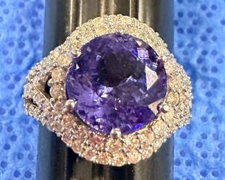 Tanzanite platinum and a diamond ring