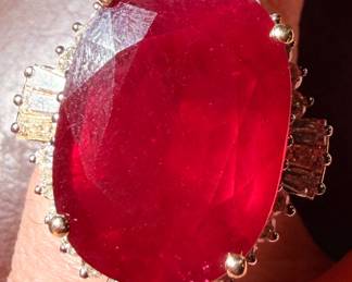 24 karat ruby, diamond and gold ring