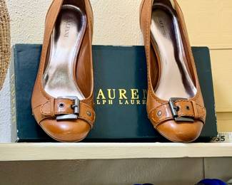 Ralph Lauren classic heels