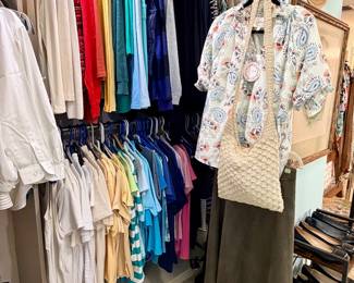 5 FULL closets and MORE of Women's Clothing!