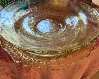 Federal Glass Madrid Amber Cake Stand