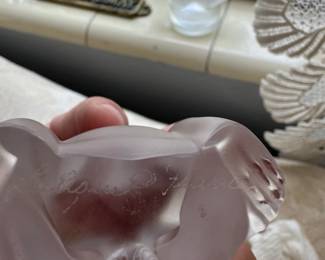 Lalique Frosted Glass Figurine Enfant Accroupi Young Girl Crouching second image