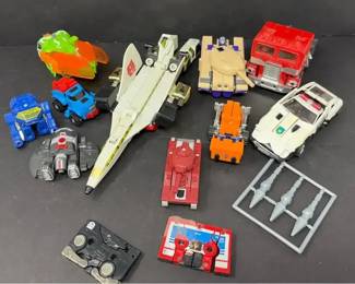 Vintage Transformers Figure
