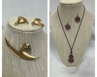 1950s Trifari Clip Earring, Brooch Set And 1928 Pink Rhinestone Set