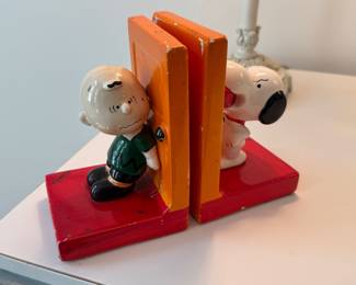 Vintage Ceramic Peanuts Charlie Brown and Snoopy Bookends