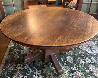 Limbert Cabinet Co. Grand Rapids MI round antique oak table
