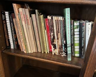 a great selection of art & design, medical, architecture, Chicago interest books