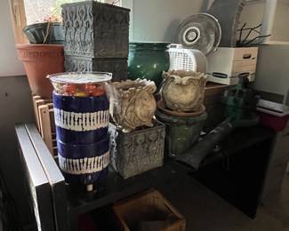 tons of garden pots