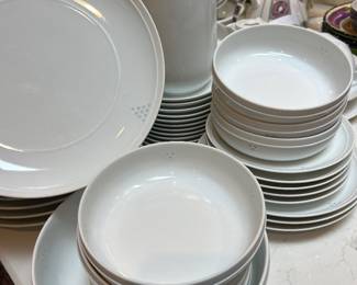 Dansk Statement dinnerware