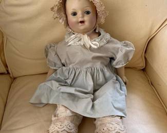 157 antiquecompositionbabydollsleepeyes