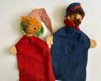 159 vintagegermanwoodenheadhandpuppets