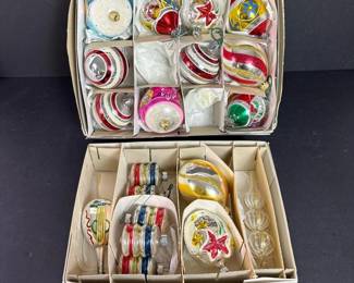 099 mixedcollectionofvintagestyleorname