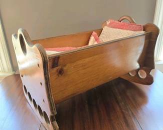 171 woodenrockingdollcradle25wpinkflo