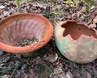 279 gwolffcoterracottaplantereggshaped