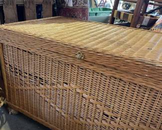 248 largewickerstoragetrunk