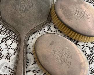 291 silvervanitysetmonogrammedhandmirro