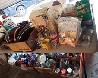 Kitchenware. Canning Items