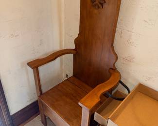 Items Located In The Entry Way / Central Hall Way