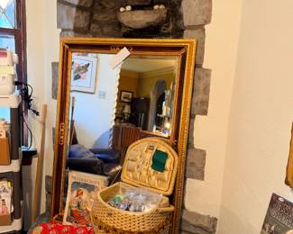 Items Located In The Family Room