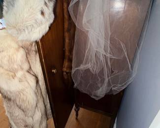 Items Located In The Second Floor 3rd Bedroom (MASTER)