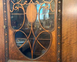 Items Located In The Dining Room