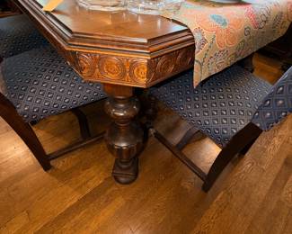 Items Located In The Dining Room