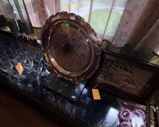 Items Located In The Dining Room