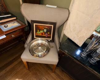 Items Located In The Dining Room