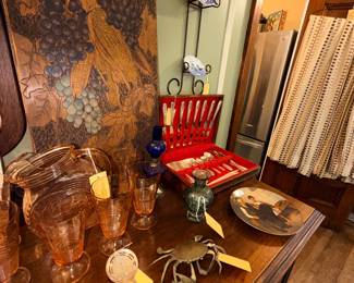 Items Located In The Dining Room