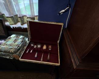 Items Located In The Dining Room