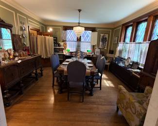 Items Located In The Dining Room