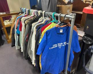 HUGE Selection Clothing Mens & Womens $3/$2/$1
