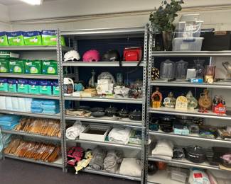 Clean Quality Items...Clear it OUT!! $3/$2/$1