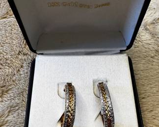 Hoop earrings 