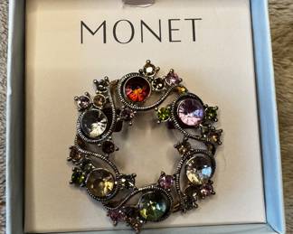Monet brooch