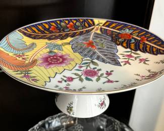 Seymour Mann Tobacco Leaf pattern cake stand