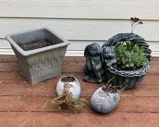 Planters  Friends