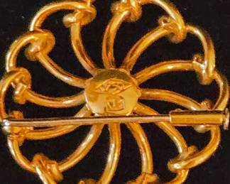 Vintage 18k Gold and Pearl Brooch