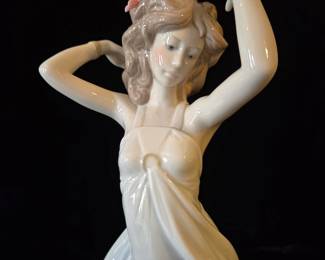 Lladro Figurine Collection Annual Piece 2025