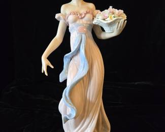 Lladro Figurine Collection 1996