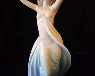 Lladro Figurine Collection Annual Piece 2025