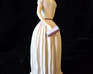 Lladro Figurine Collection Annual Piece 2019
