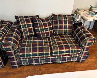 Loveseat 