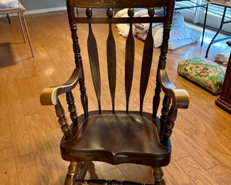 Rocking chair 