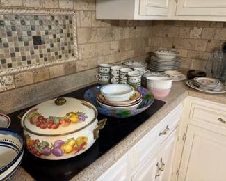 Kitchen items 